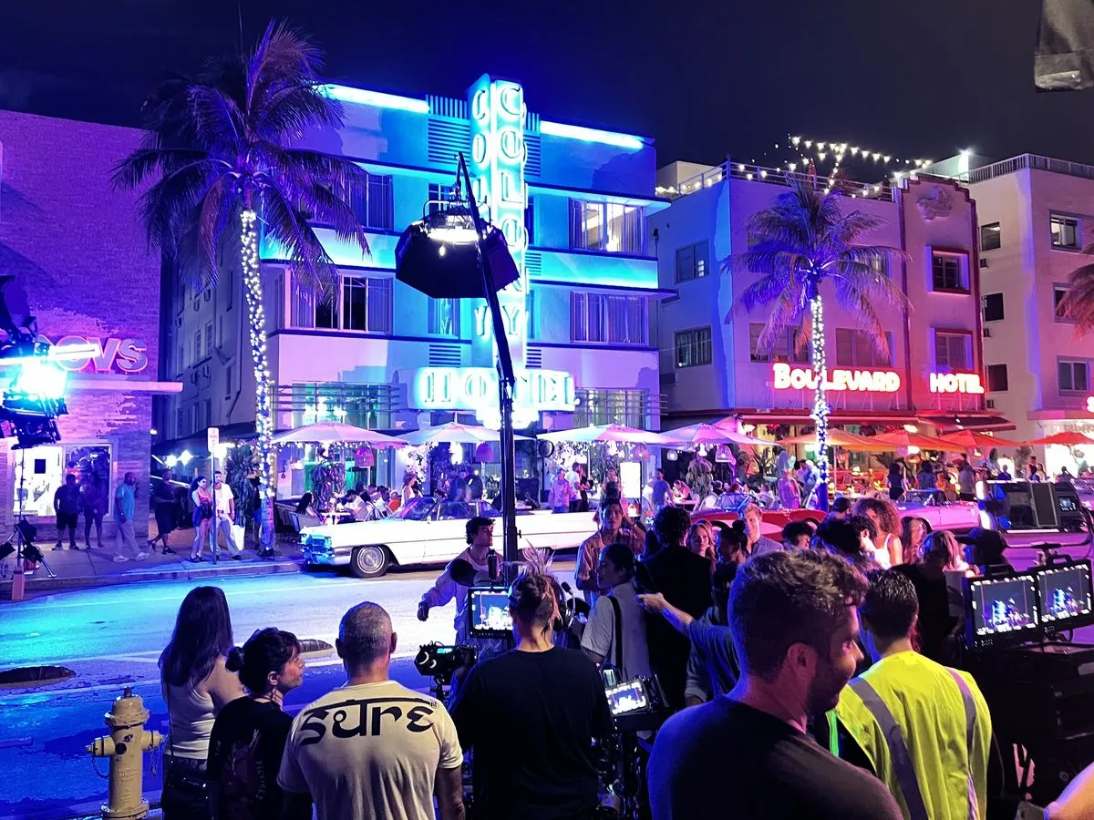 Cascabel grip and lighting trucks and gear