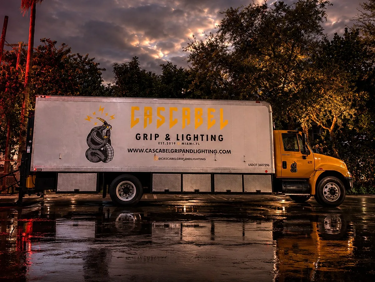The Body grip and lighting truck